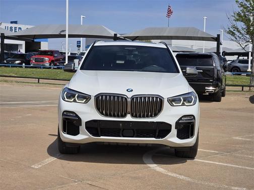 2020 BMW X5 M50i