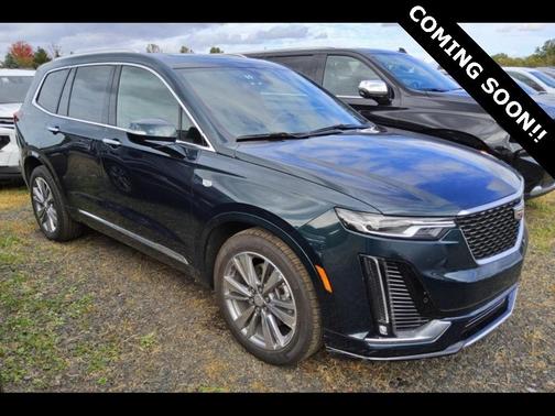 2025 Cadillac XT6 Premium Luxury FWD