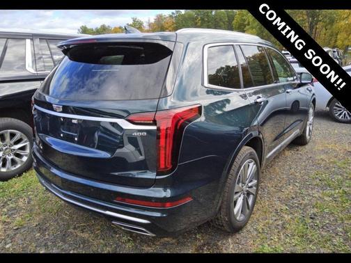 2025 Cadillac XT6 Premium Luxury FWD