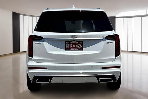 2025 Cadillac XT6 Luxury FWD
