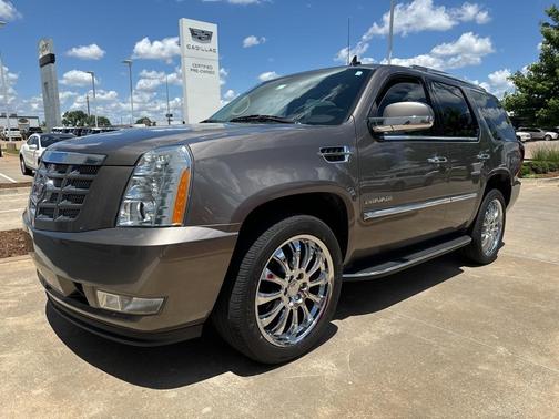2011 Cadillac Escalade Base