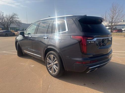 2024 Cadillac XT6 Premium Luxury AWD