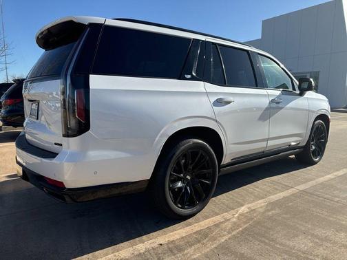 2024 Cadillac Escalade Sport