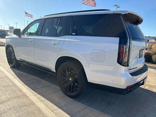 2024 Cadillac Escalade Sport