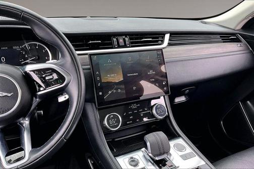 Santorini Black 2022 Jaguar F-PACE S