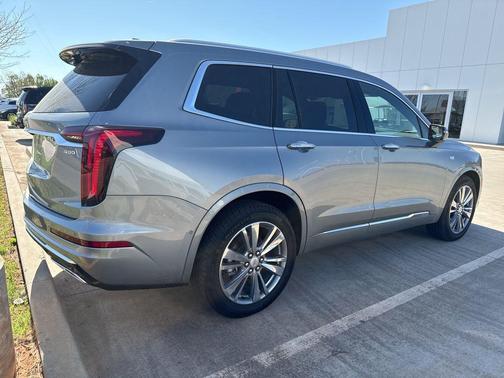 Silver Metallic 2025 Cadillac XT6 Premium Luxury AWD