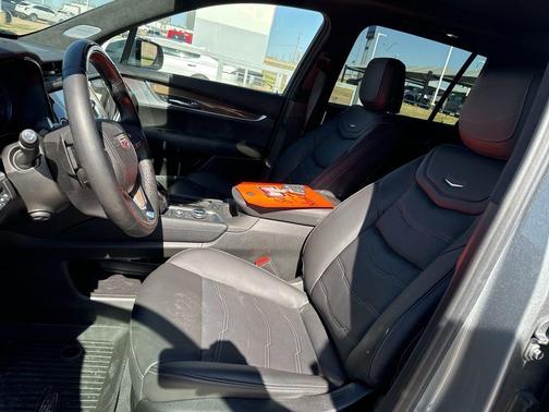 Silver Metallic 2025 Cadillac XT6 Premium Luxury AWD