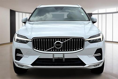 2022 Volvo XC60 B5 Inscription