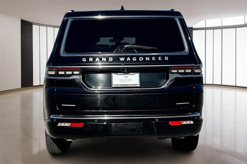 2022 Jeep Grand Wagoneer Series II