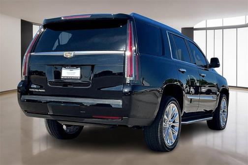 2019 Cadillac Escalade Luxury