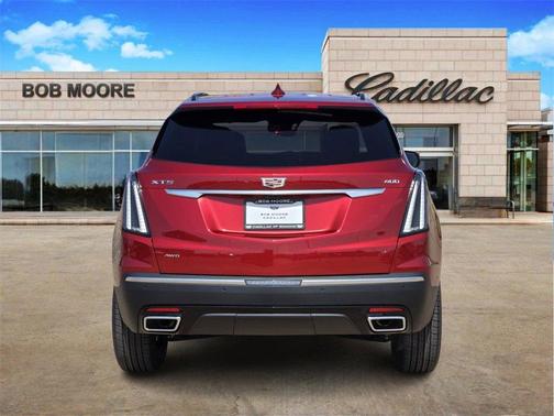 2025 Cadillac XT5 Sport
