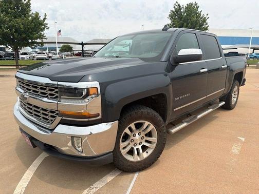 Graphite Metallic 2017 Chevrolet Silverado 1500 LT