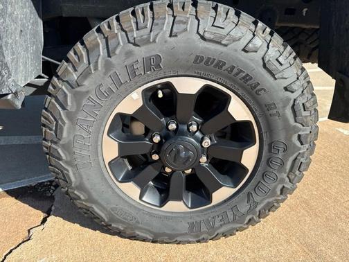Bright White Clearcoat 2020 RAM 2500 Power Wagon