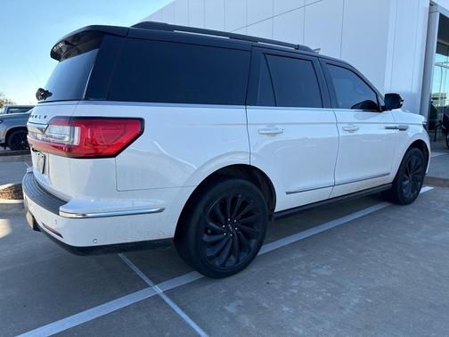 2021 Lincoln Navigator Black Label
