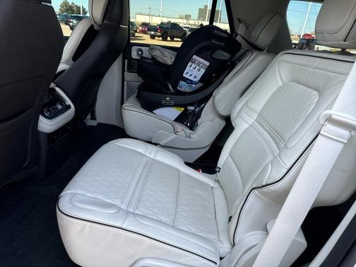 2021 Lincoln Navigator Black Label