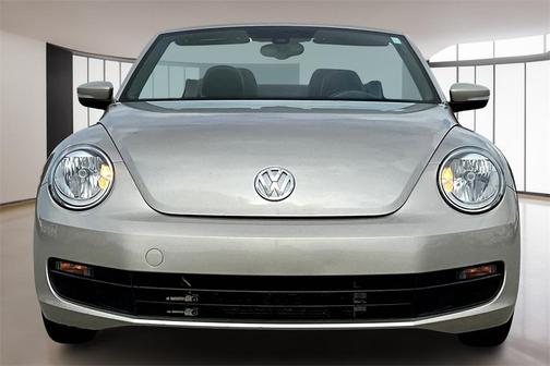 2016 Volkswagen Beetle 1.8T S