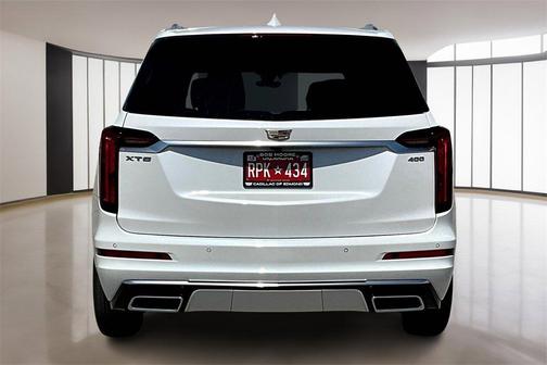2025 Cadillac XT6 Premium Luxury FWD