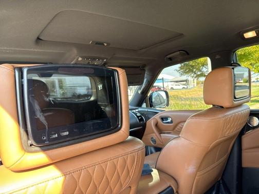 2023 INFINITI QX80 SENSORY