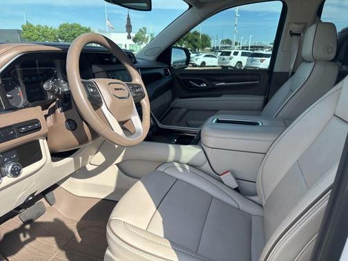 White Frost 2021 GMC Yukon Denali