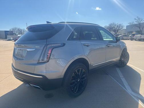 2023 Cadillac XT5 Sport