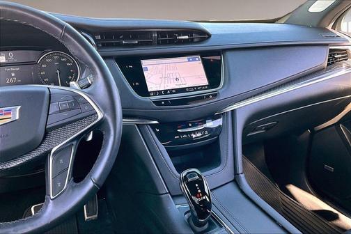 2023 Cadillac XT5 Sport