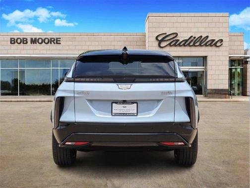 2025 Cadillac LYRIQ Sport