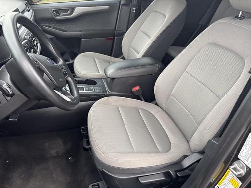 2020 Ford Escape S