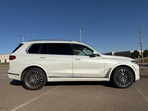 2022 BMW X7 xDrive40i