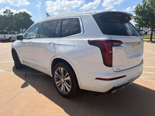 Crystal White Tri-Coat 2025 Cadillac XT6 Premium Luxury AWD