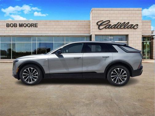 2025 Cadillac LYRIQ Sport