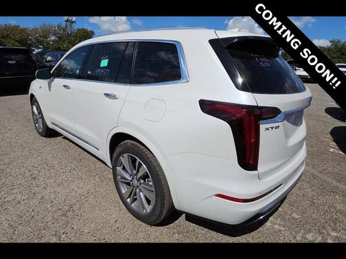 2025 Cadillac XT6 Premium Luxury FWD