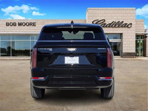 2025 Cadillac Escalade IQ Luxury 2