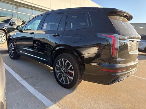 2025 Cadillac XT6 Sport AWD