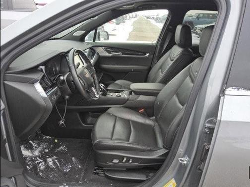 2025 Cadillac XT6 Premium Luxury AWD