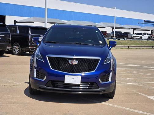 2023 Cadillac XT5 Sport