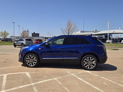 2023 Cadillac XT5 Sport