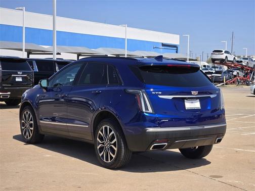 2023 Cadillac XT5 Sport