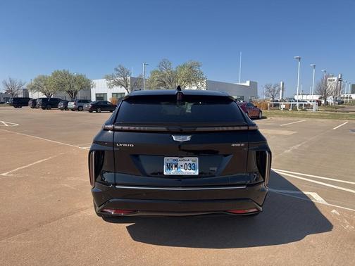 2023 Cadillac LYRIQ Luxury