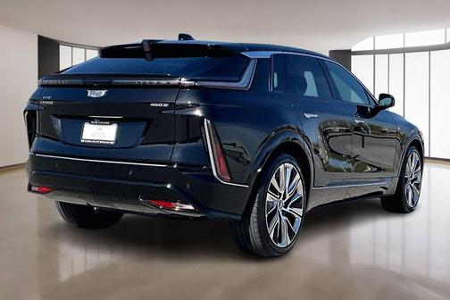 2023 Cadillac LYRIQ Luxury