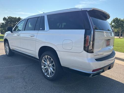 2021 Cadillac Escalade ESV Premium Luxury