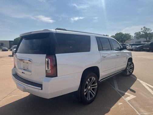 White Frost Tri-Coat 2020 GMC Yukon XL Denali