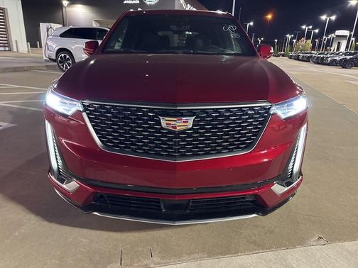 2025 Cadillac XT6 Premium Luxury AWD