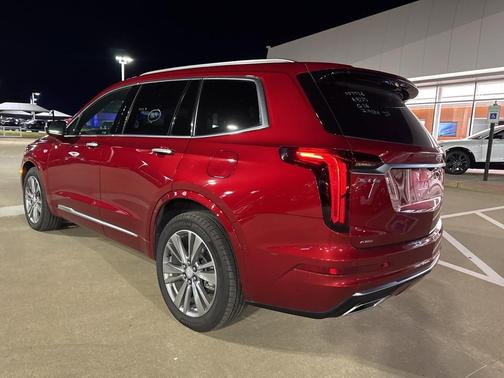 2025 Cadillac XT6 Premium Luxury AWD