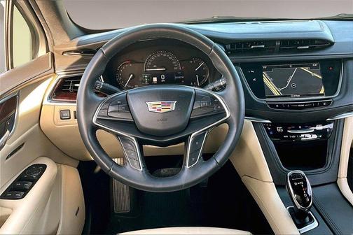 2018 Cadillac XT5 Premium Luxury