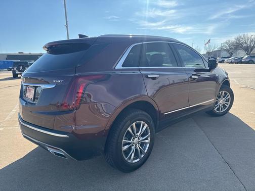 2023 Cadillac XT5 Premium Luxury