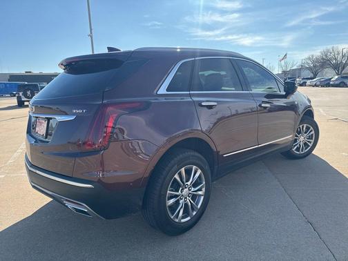 2023 Cadillac XT5 Premium Luxury