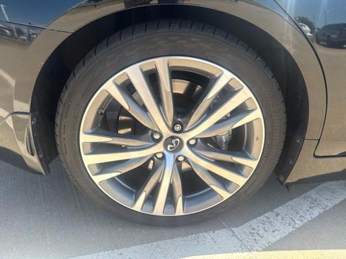 Black Obsidian 2018 INFINITI Q50 3.0t Sport