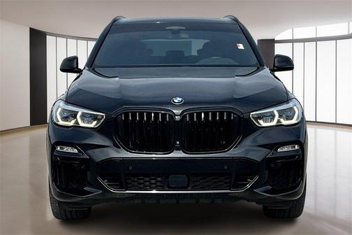 2021 BMW X5 M50i