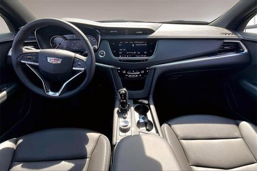 2025 Cadillac XT6 Luxury FWD