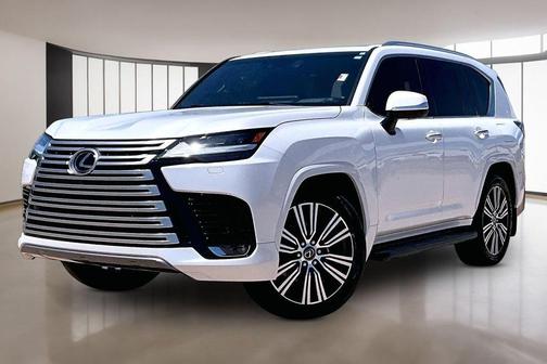 White Pearl 2024 Lexus LX 600 Luxury